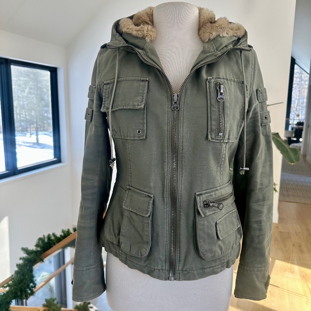 True Religion Womens Military Green Faux fur lined Jacket, Size M